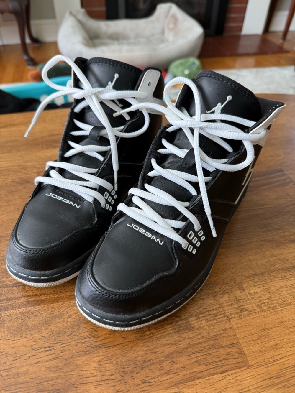 Jordan 1 Flights